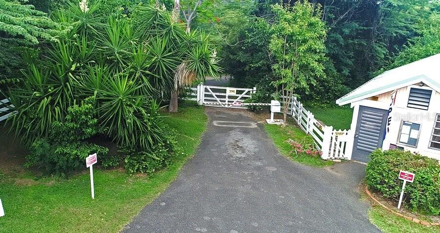 End Of Road Cam Playa Tamarindo Property Photo 9