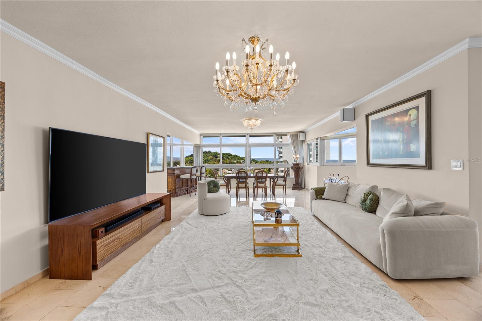 14 Carr 833 #1404 Property Photo 5