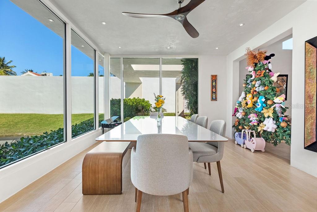 251 Dorado Beach East Property Photo 4