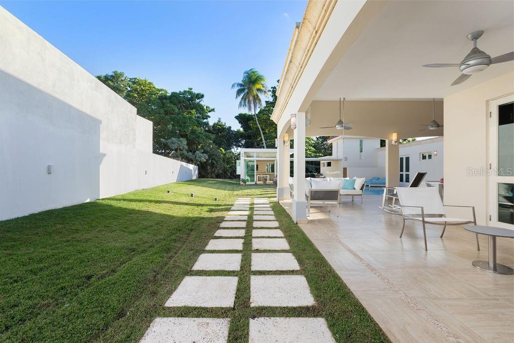 251 Dorado Beach East Property Photo 34