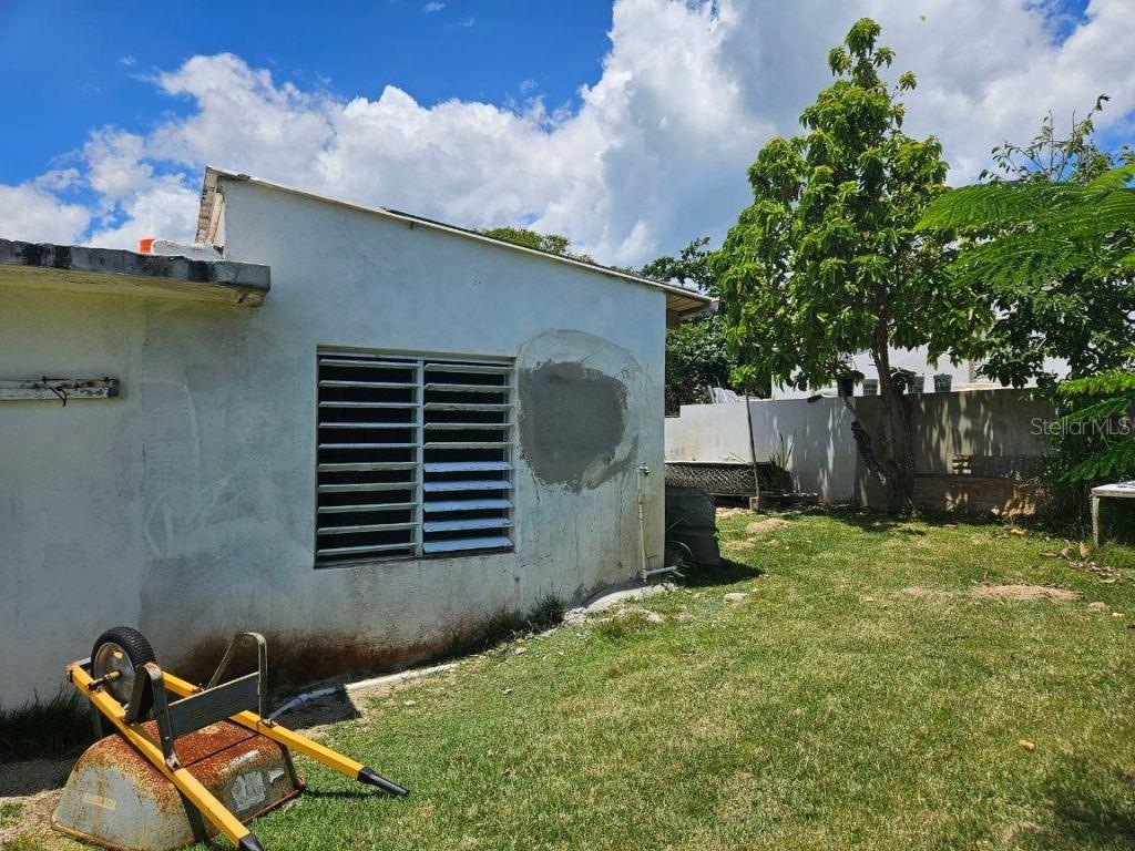 Car 2 R 485 K2 H2 Bo Memb Sector Bajura Camuy Property Photo 9