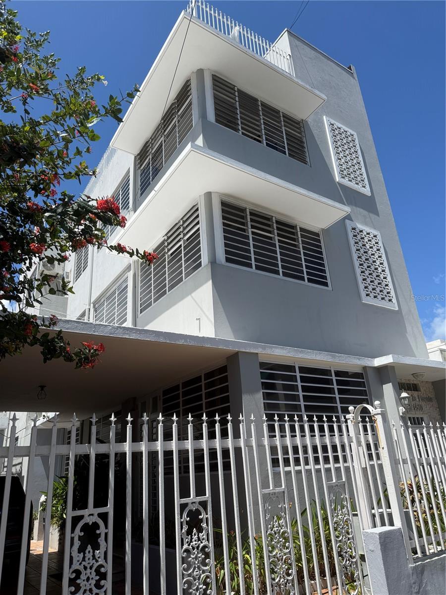 1510 LAS MARÍAS ST. Property Photo 1