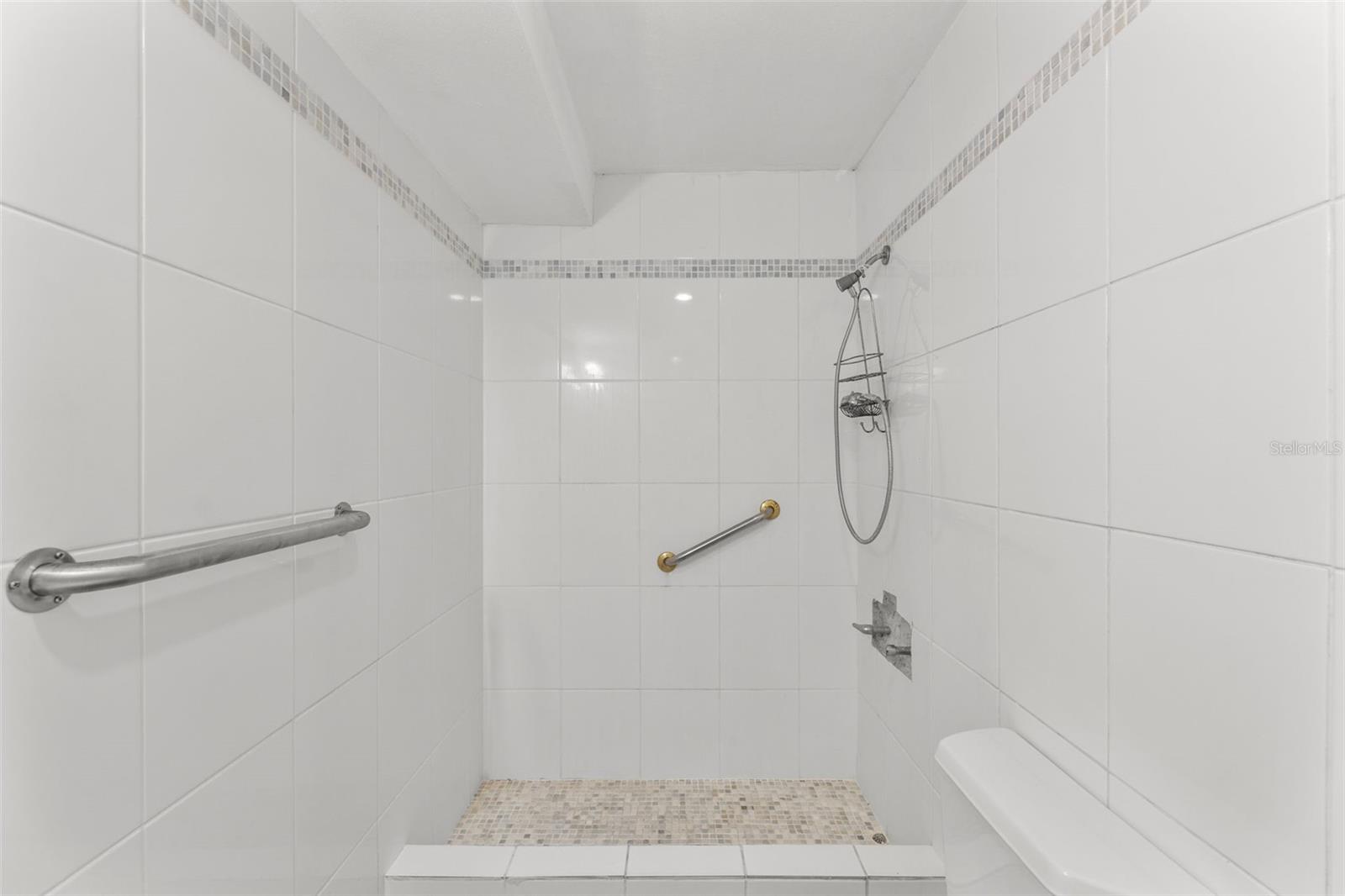 1319 Ashford Ave #6b Property Photo 29