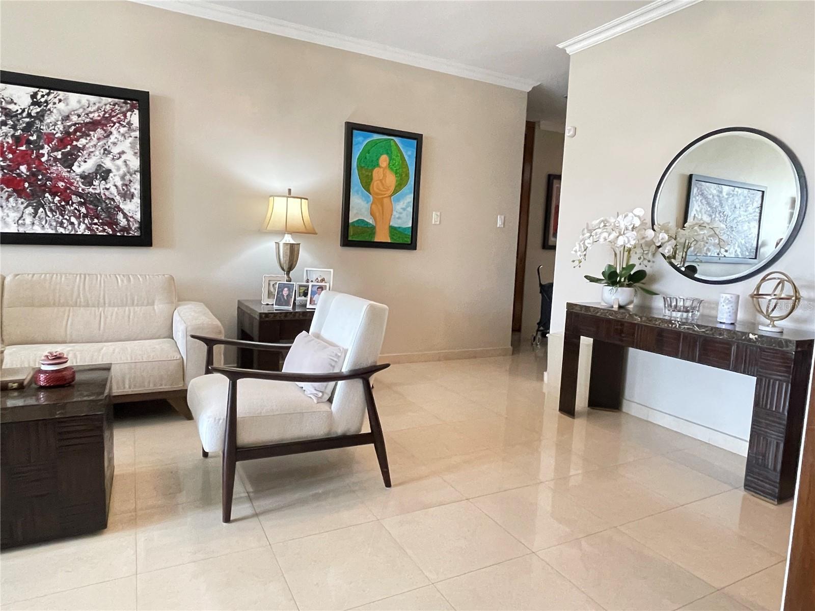Palma Real Avenue Murano Luxury Apartments #8 Property Photo 4