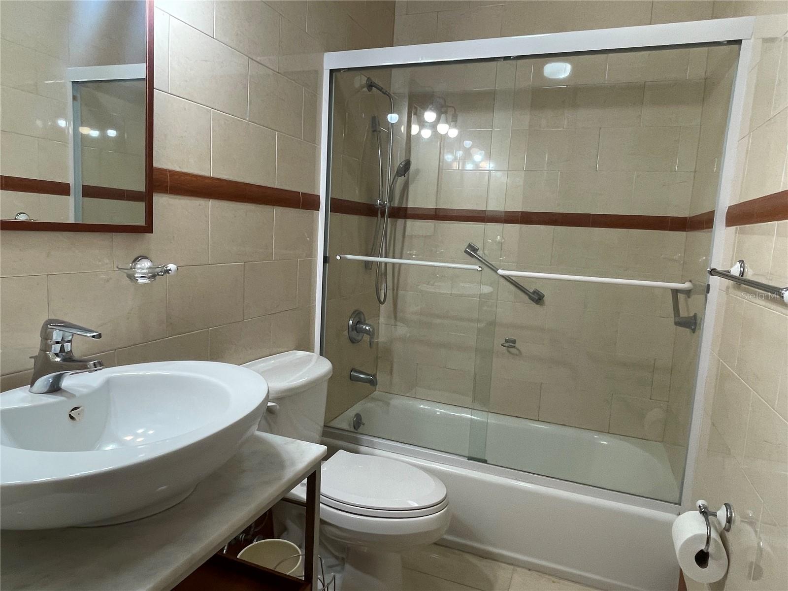 Palma Real Avenue Murano Luxury Apartments #8 Property Photo 11