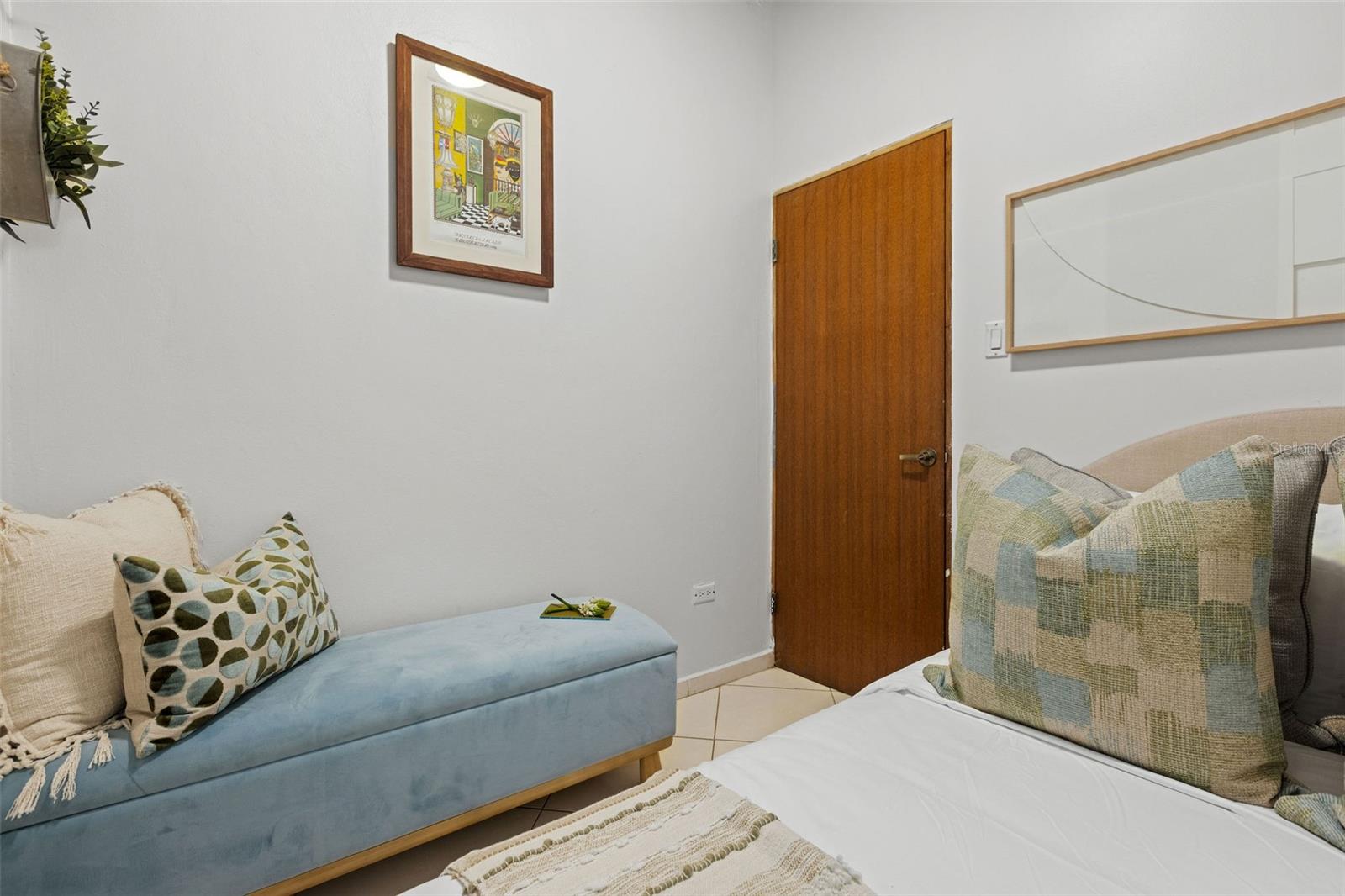 307 San Sebastian #2-b Property Photo 25