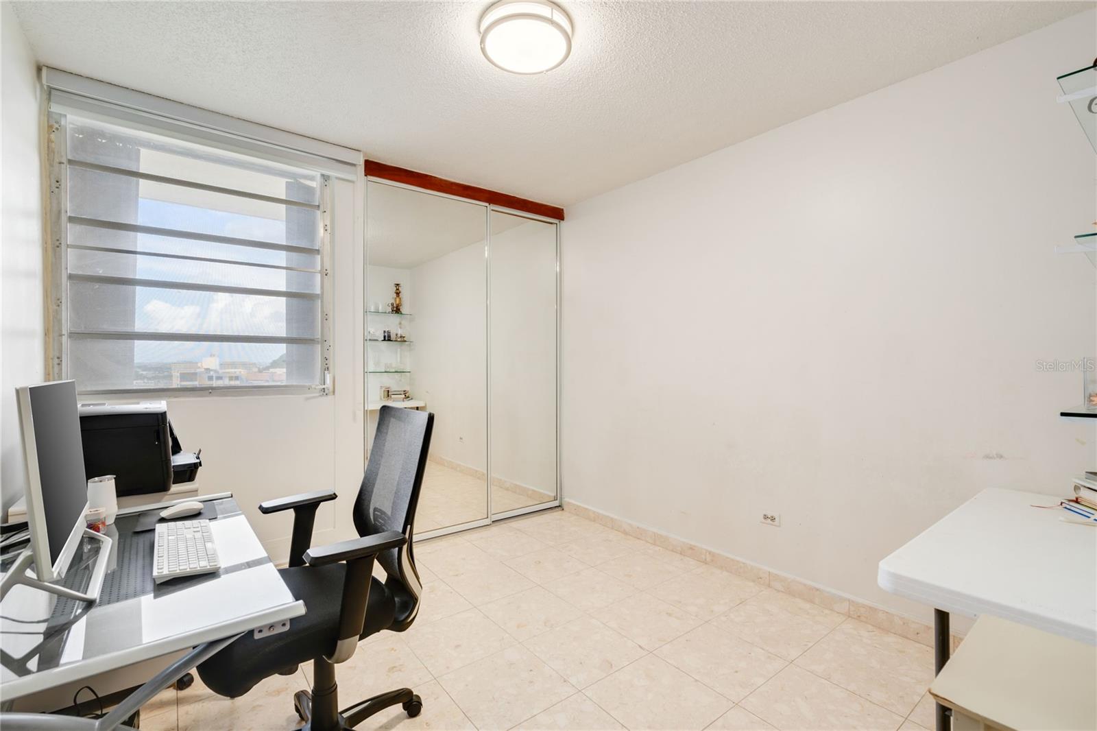1704 San Patricio Ave #1704 Property Photo 11