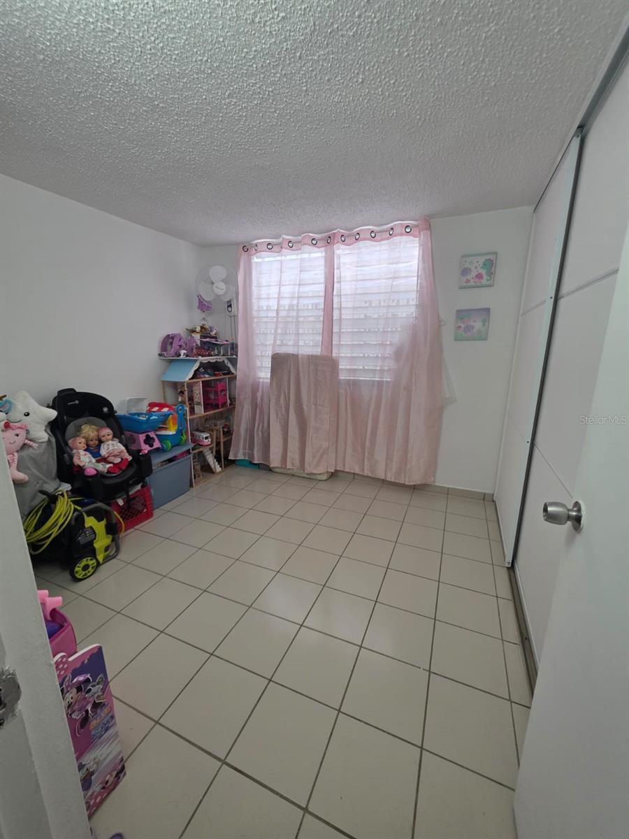 J-7 Juan Carrion Property Photo 17