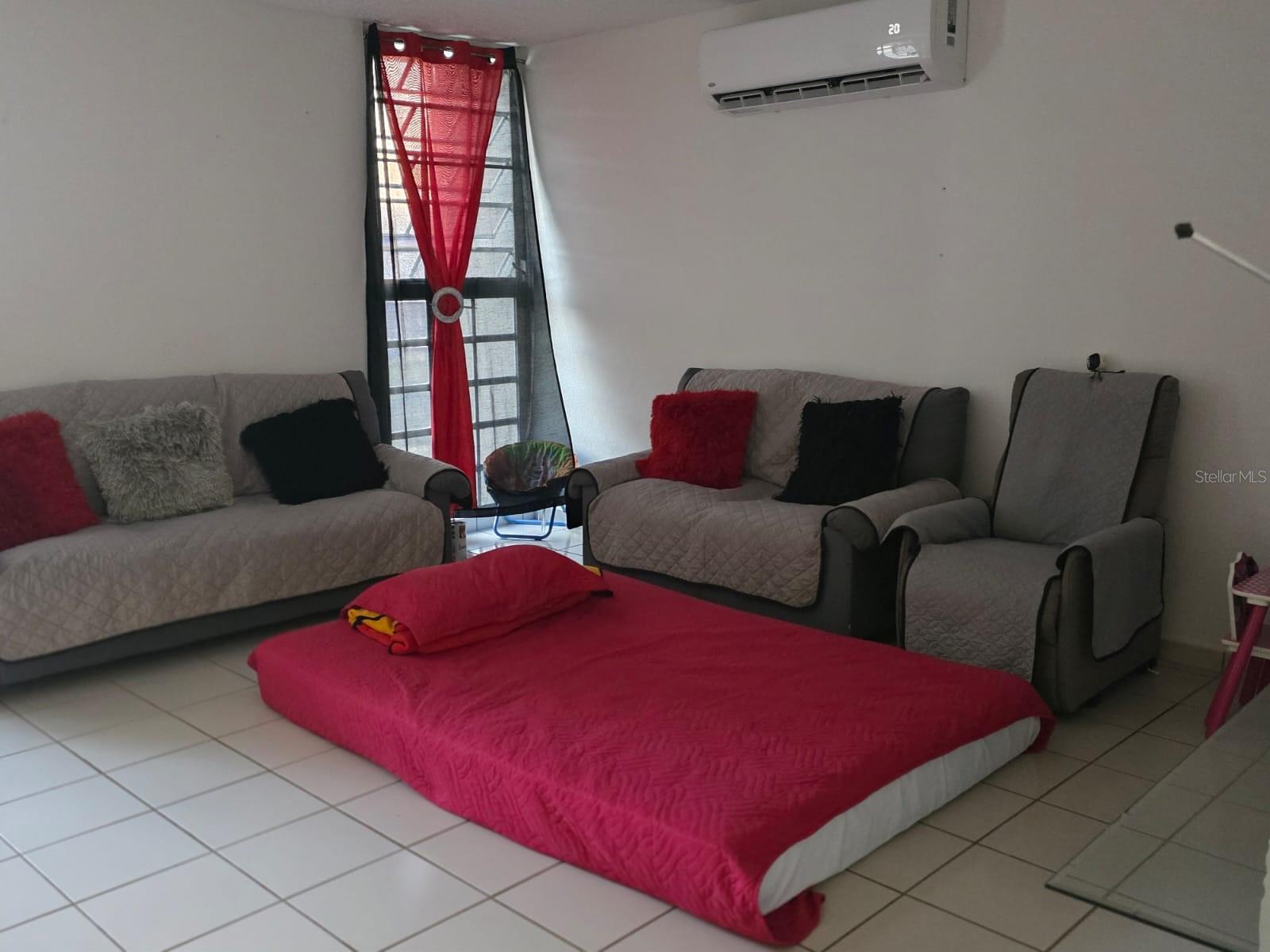 J-7 Juan Carrion Property Photo 19
