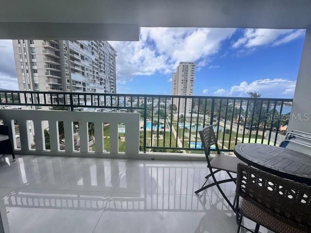 Ocean Drive 100 #806 Property Photo 9
