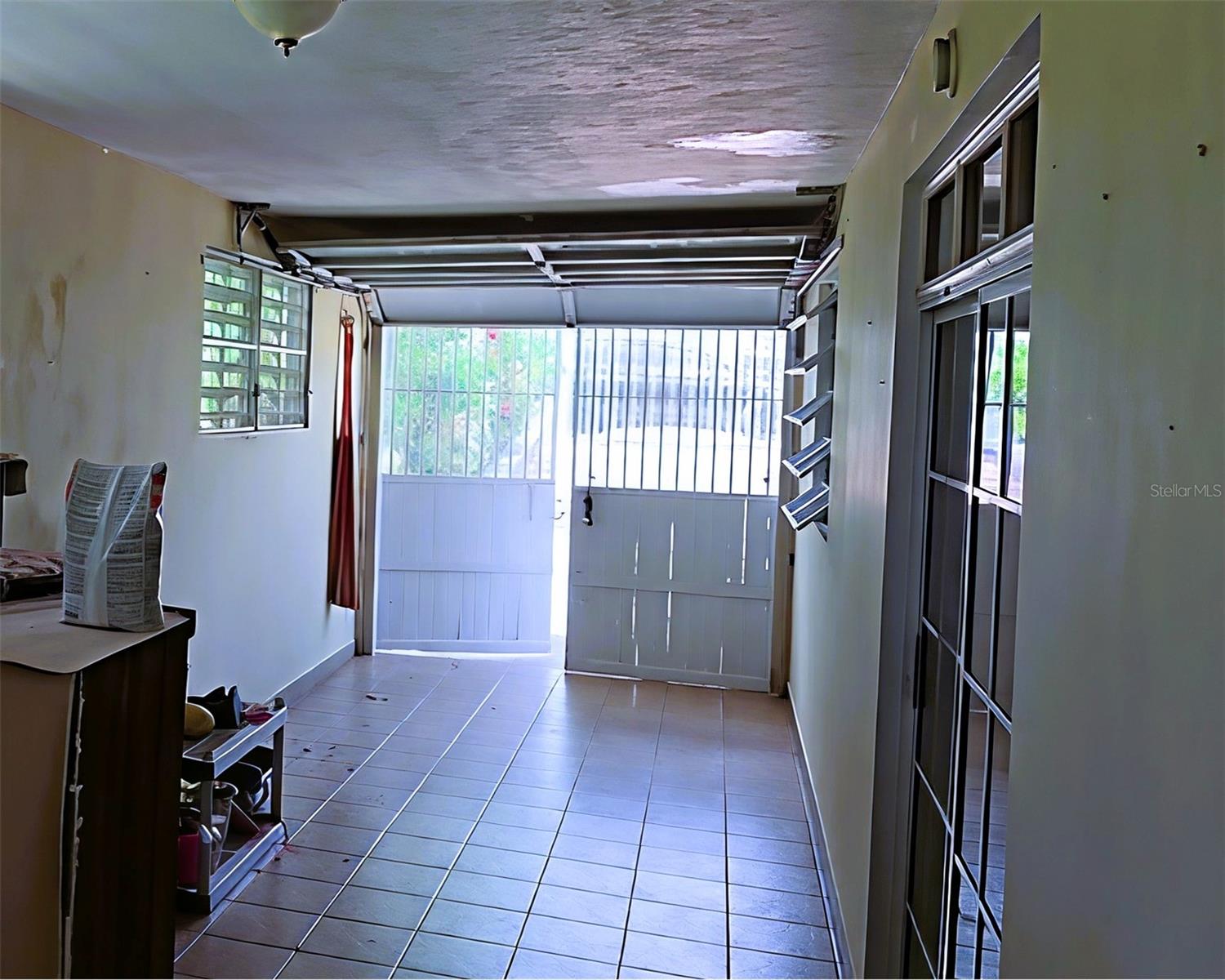 74b Carr, 188 Property Photo 33