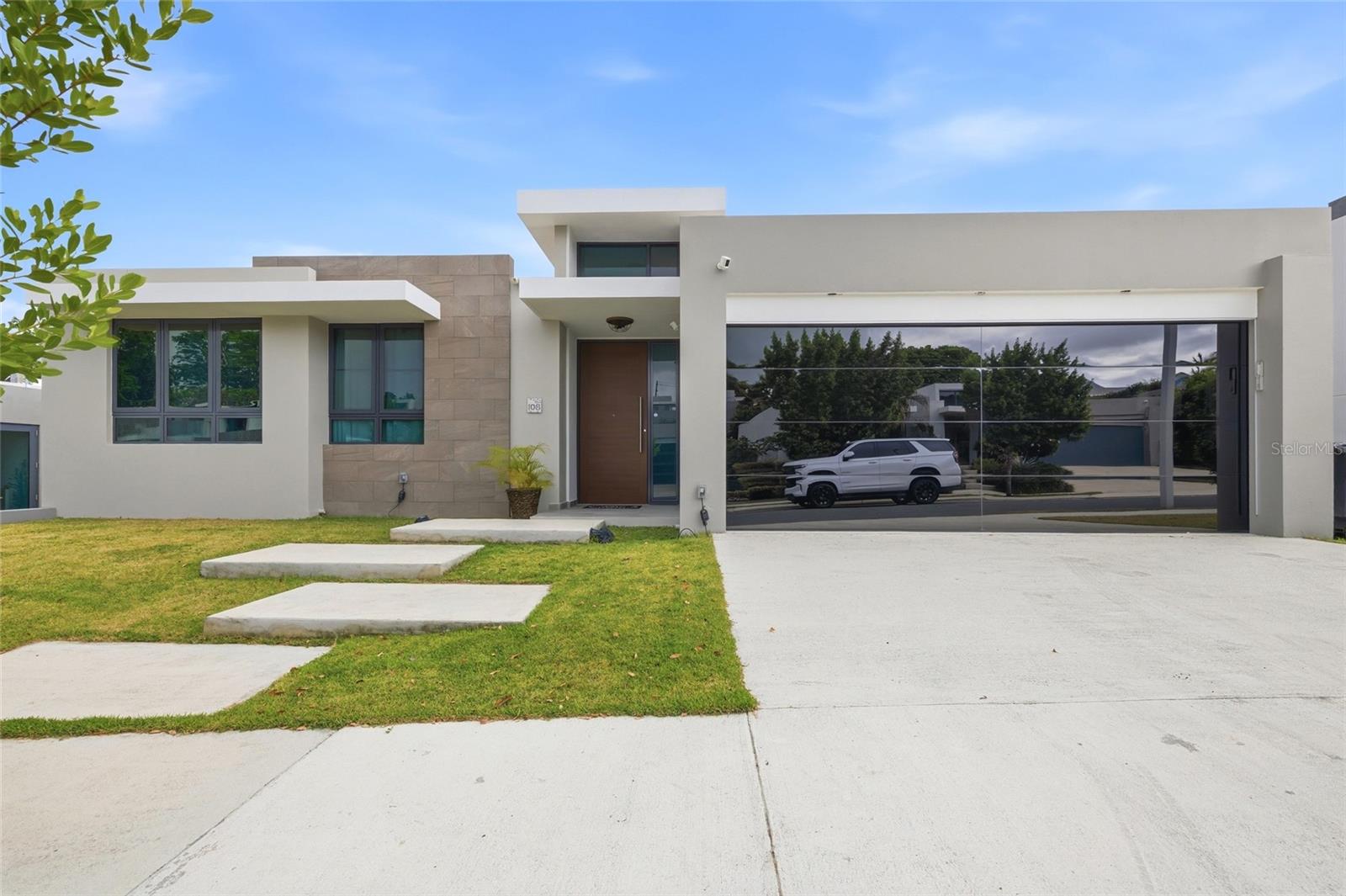 Urb Las Casonas Aranda Property Photo 1