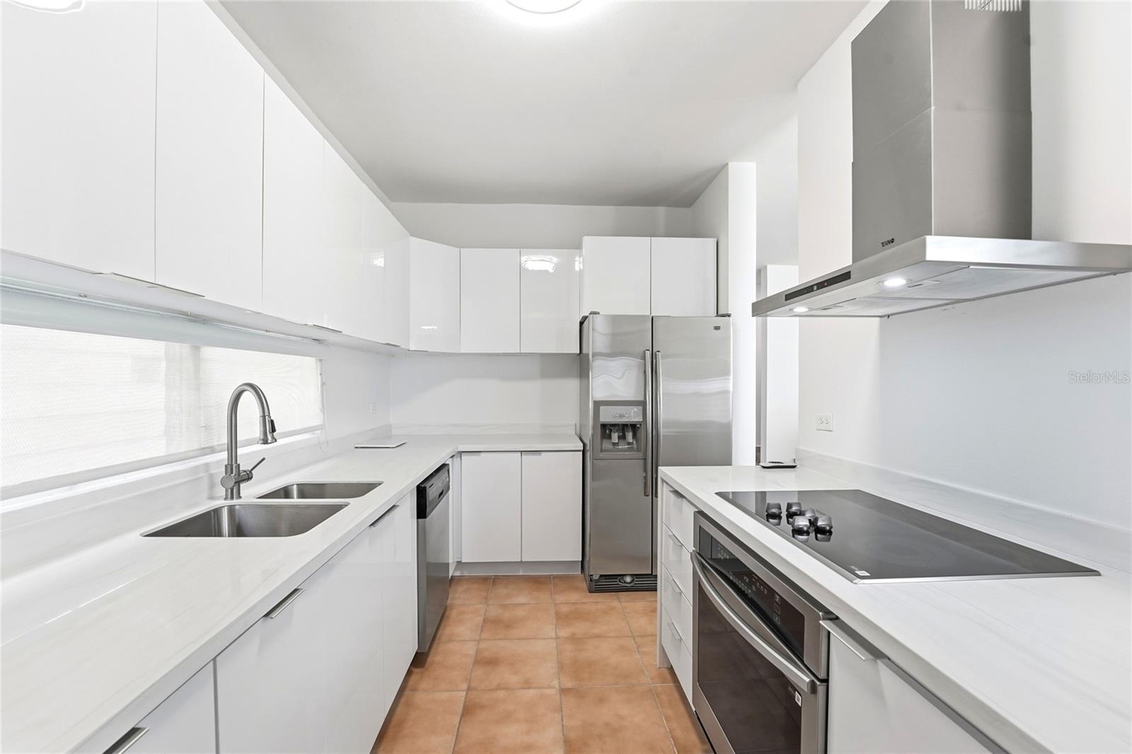 115 Paseo Real Property Photo 4