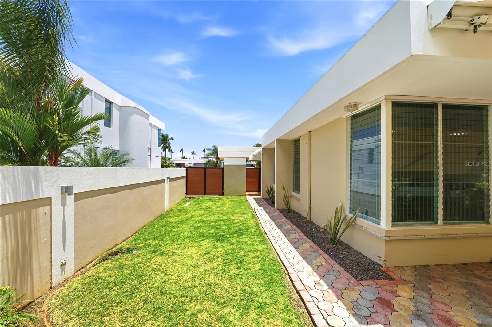 115 Paseo Real Property Photo 23