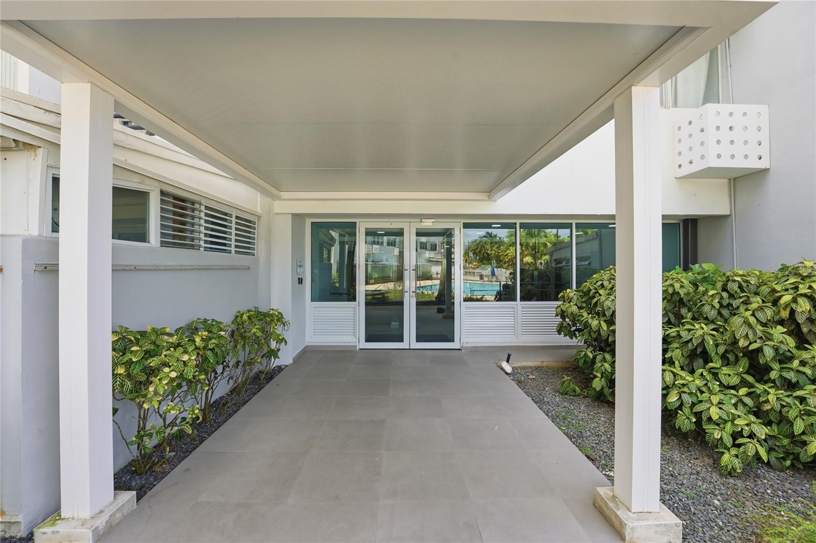 187 Horizonte #906 Property Photo 14