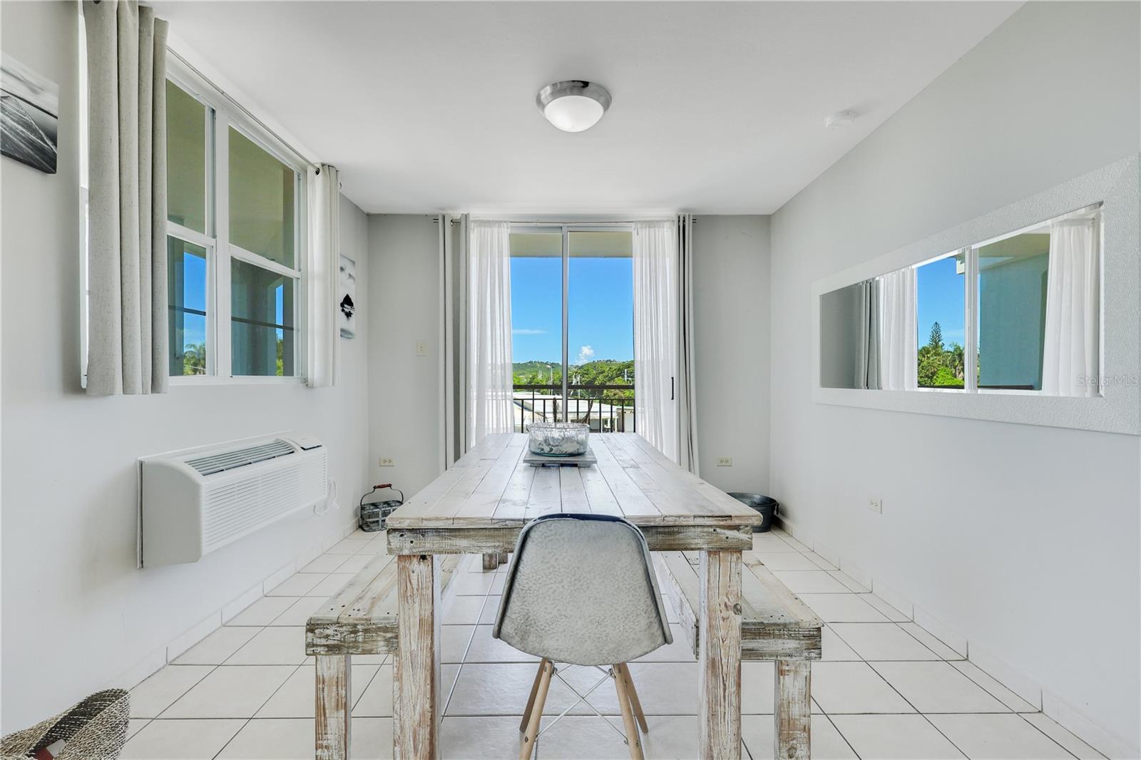115 115 #401 Property Photo 9