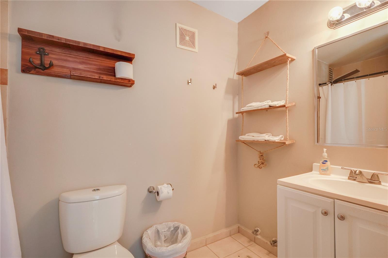 115 115 #401 Property Photo 12