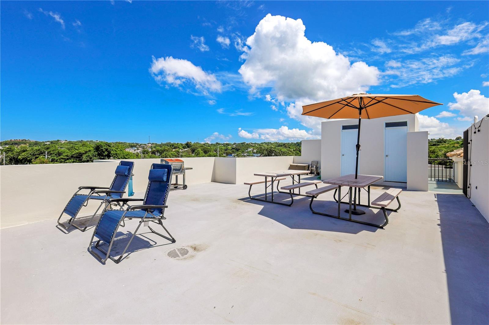 115 115 #401 Property Photo 21