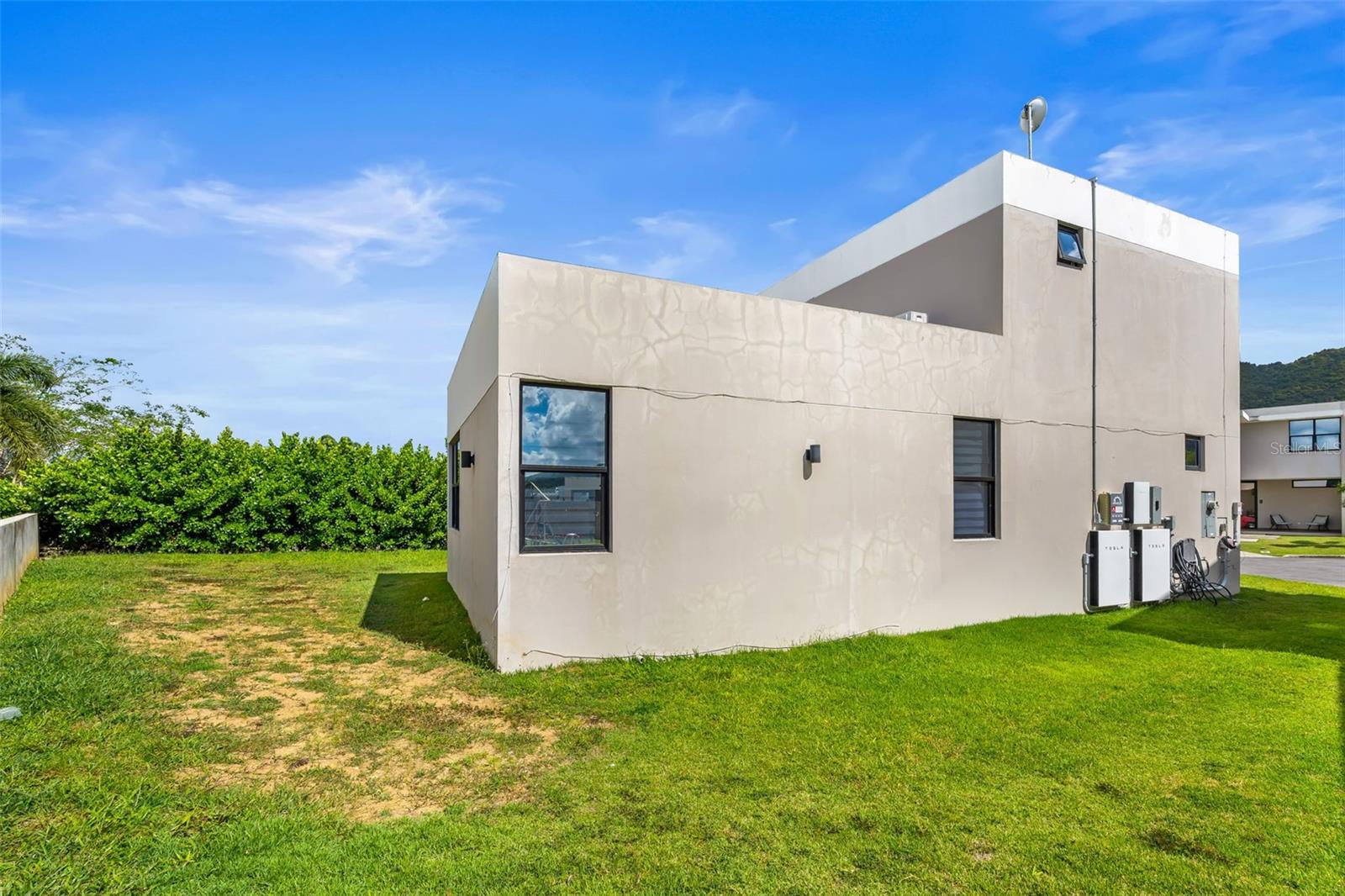 PR9121385 Property Photo 6