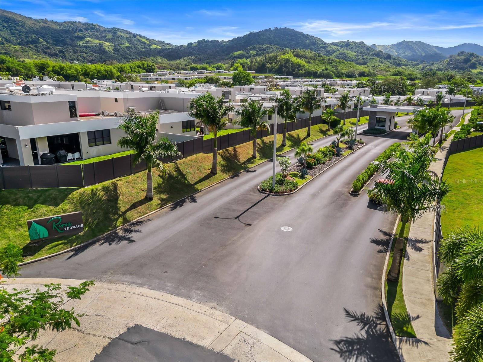 PR9121385 Property Photo 48