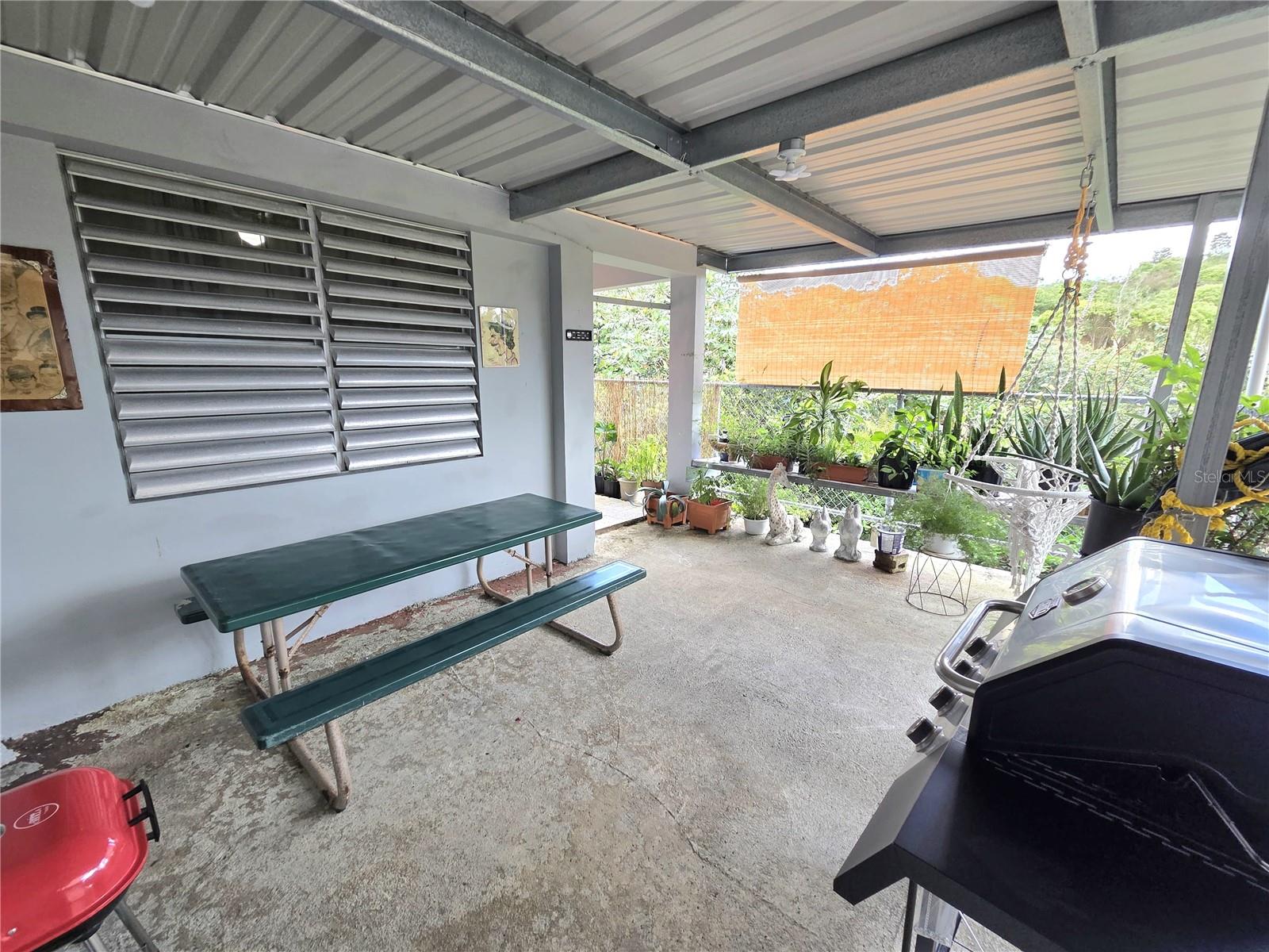 173 Km 15.8 Property Photo 2