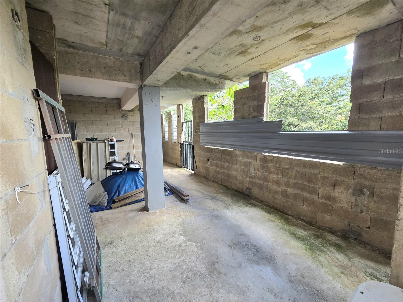 173 Km 15.8 Property Photo 7