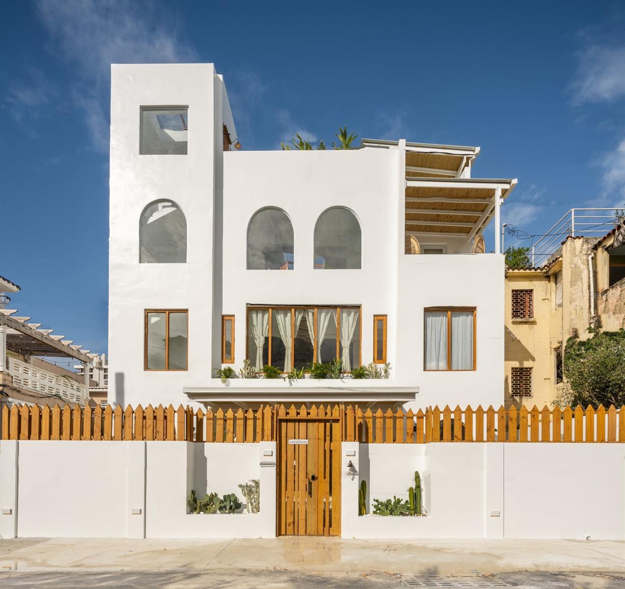 1507 Mirsonia #mir Property Photo 1