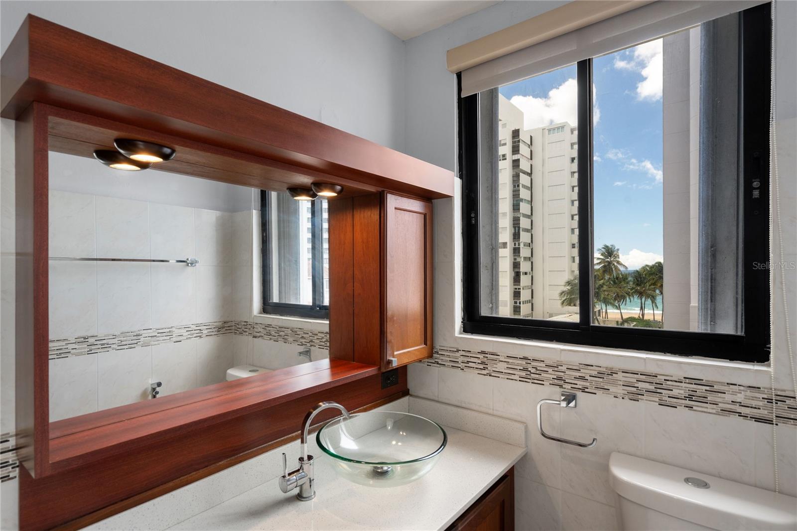 61 Kings Court #5e Property Photo 15