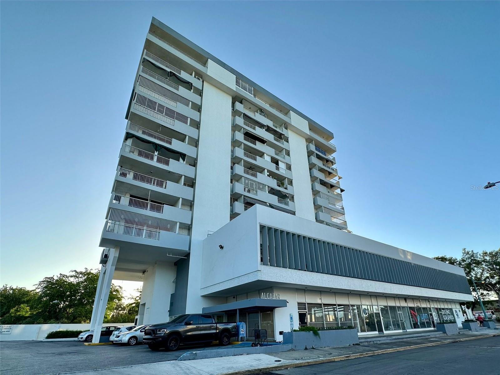 1802 Alcazar #404 Property Photo 1