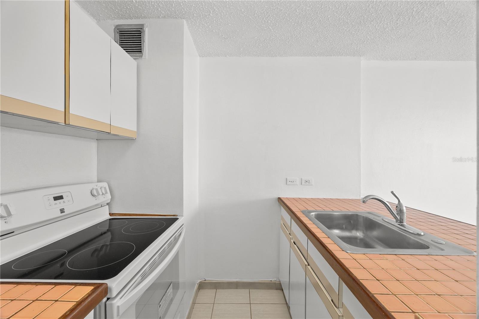PR9121423 Property Photo 10
