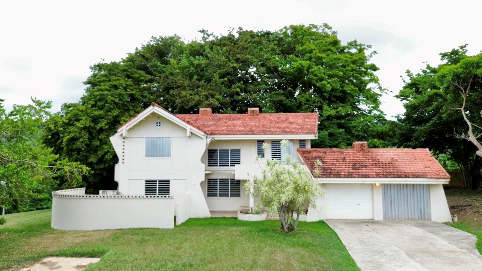Urb. Naranjo Valley #45 Property Photo 1