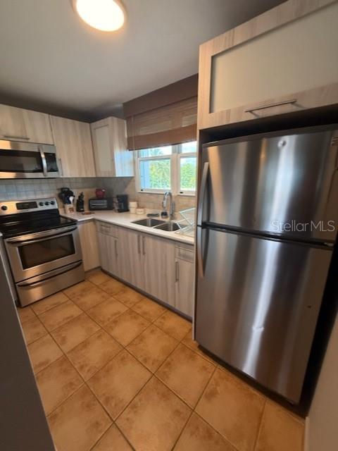 Cond. Bosque Del Mar Edificio A #h-302 Property Photo 4