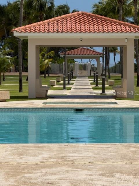 Cond. Bosque Del Mar Edificio A #h-302 Property Photo 10