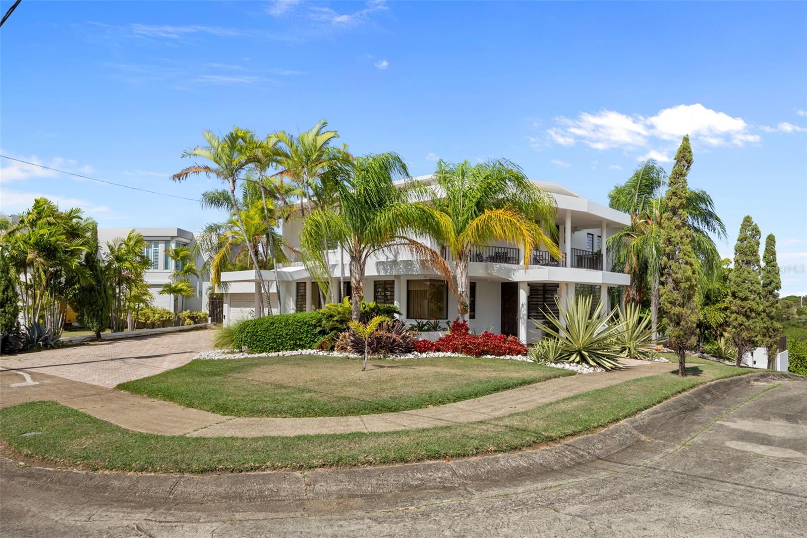 3 Carlota St Property Photo 1