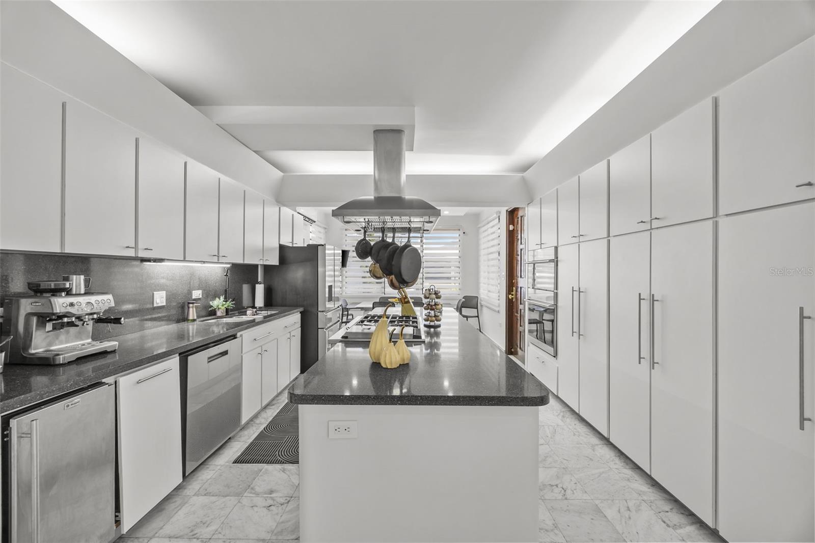 3 Carlota St Property Photo 9