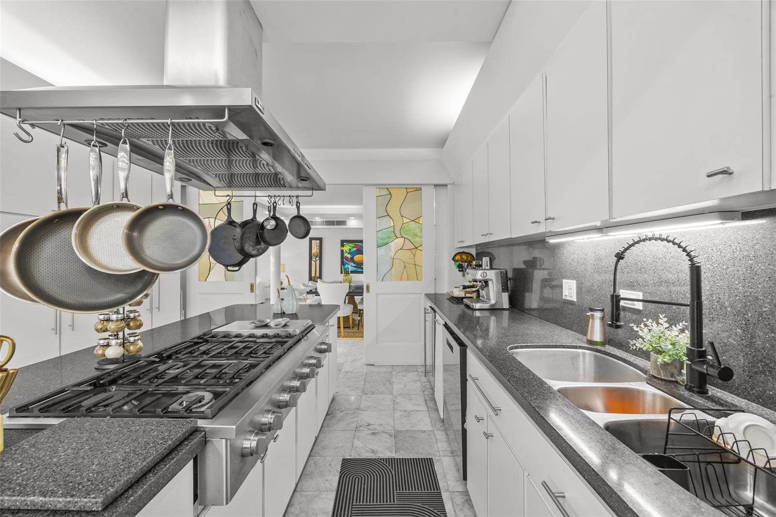 3 Carlota St Property Photo 12