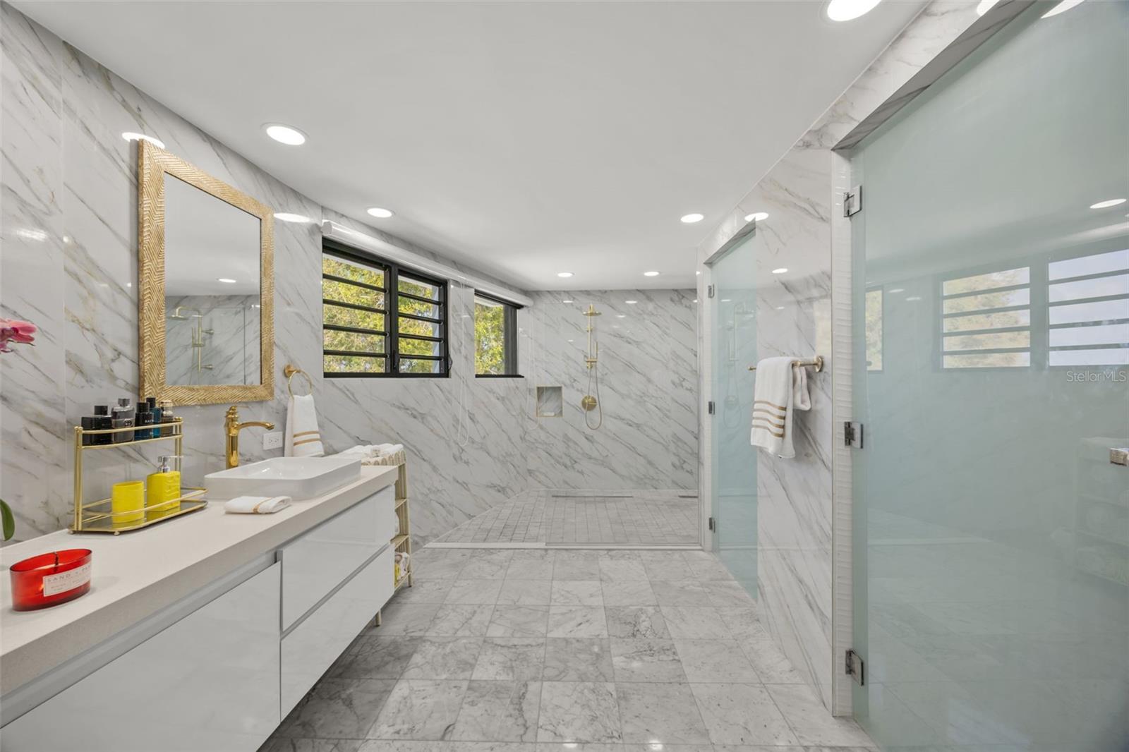 3 Carlota St Property Photo 26