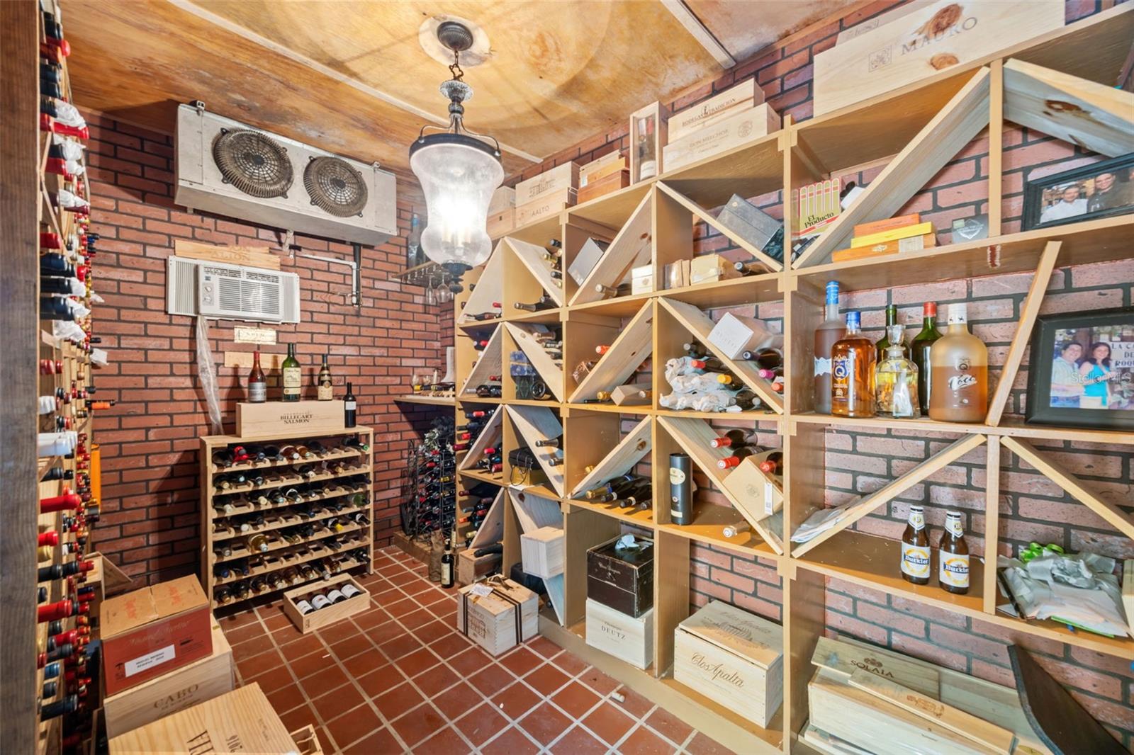 3 Carlota St Property Photo 40