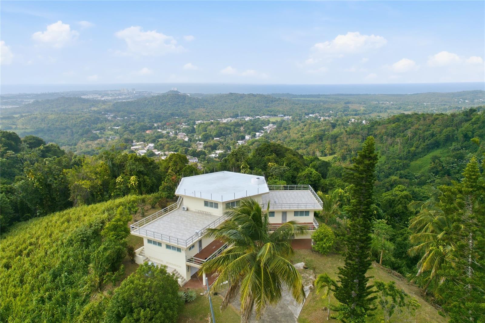 988 Km 1.5 Property Photo 2