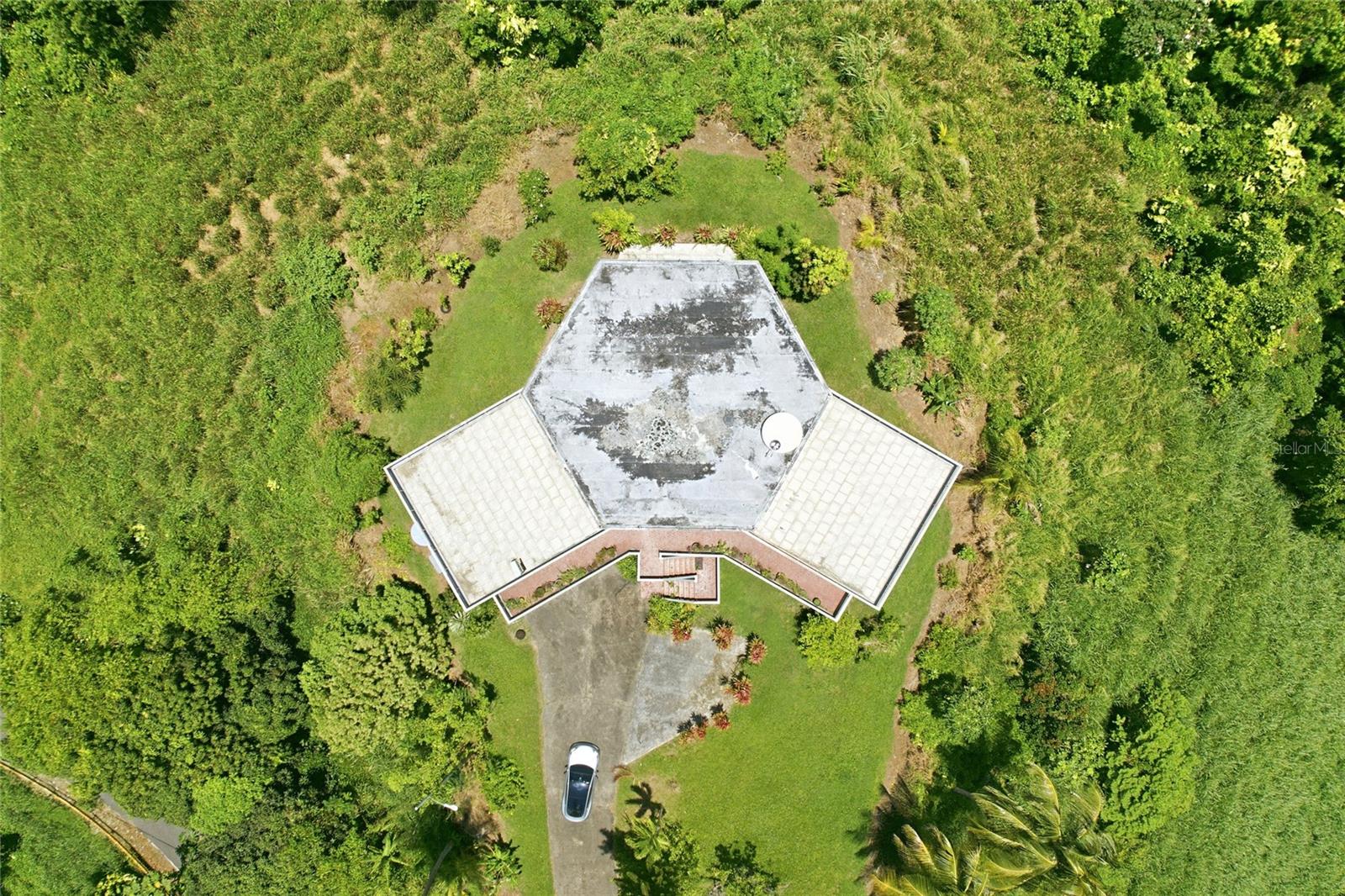 988 Km 1.5 Property Photo 4