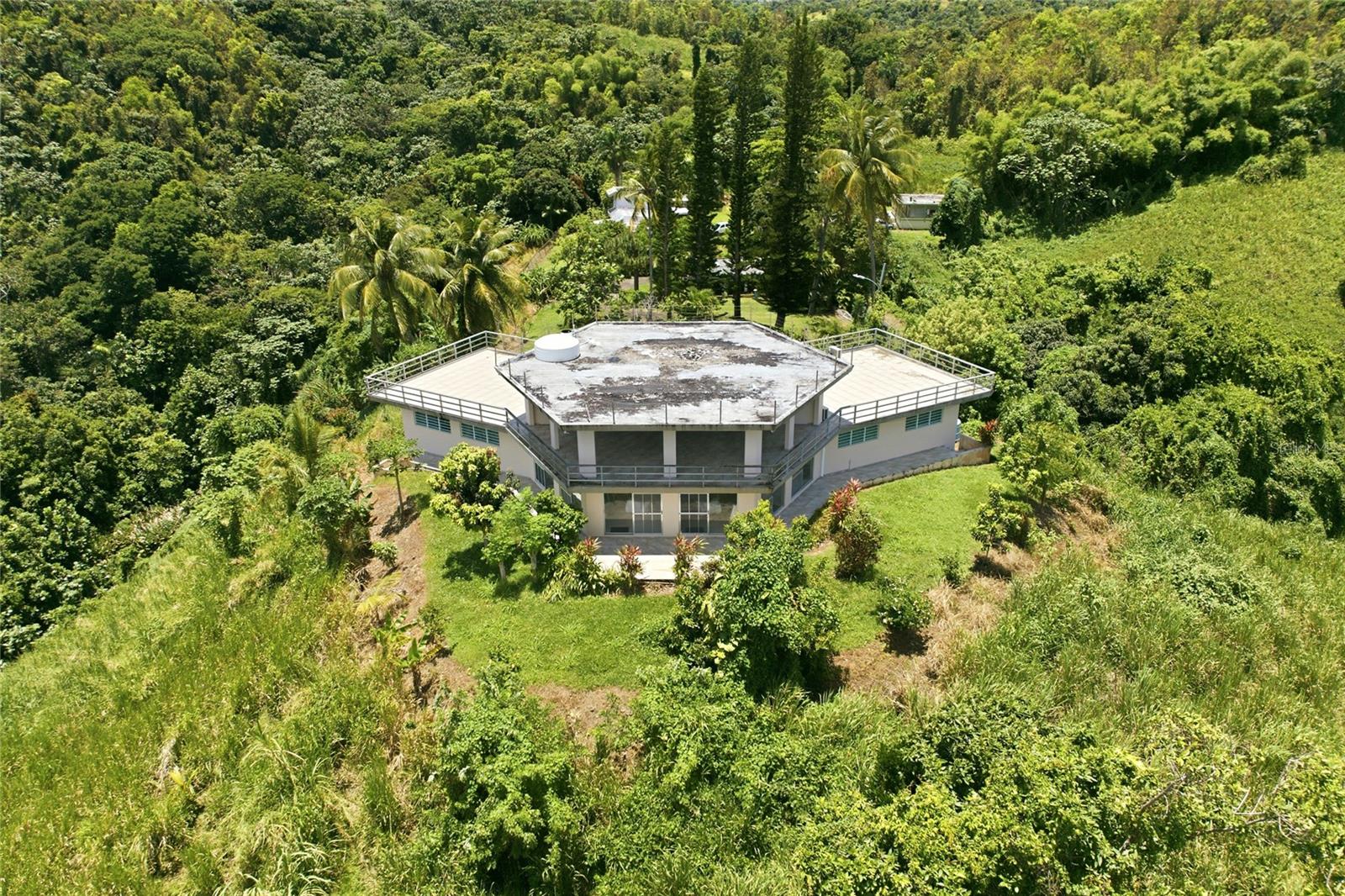 988 Km 1.5 Property Photo 5