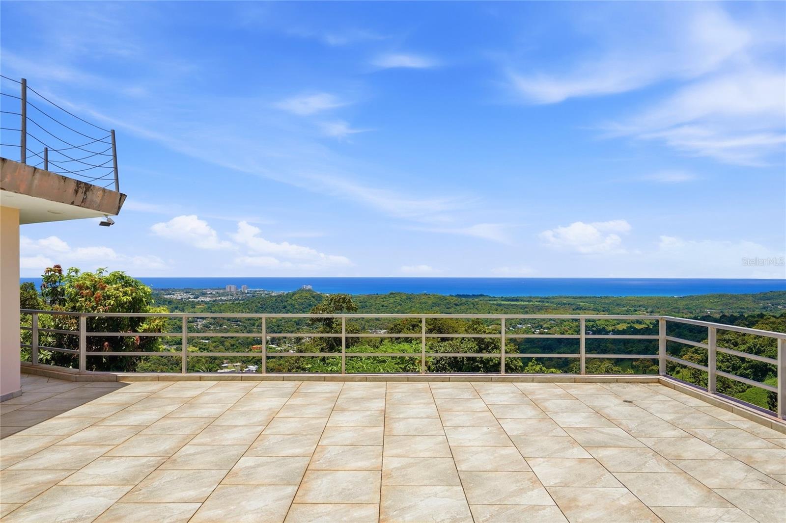 988 Km 1.5 Property Photo 24