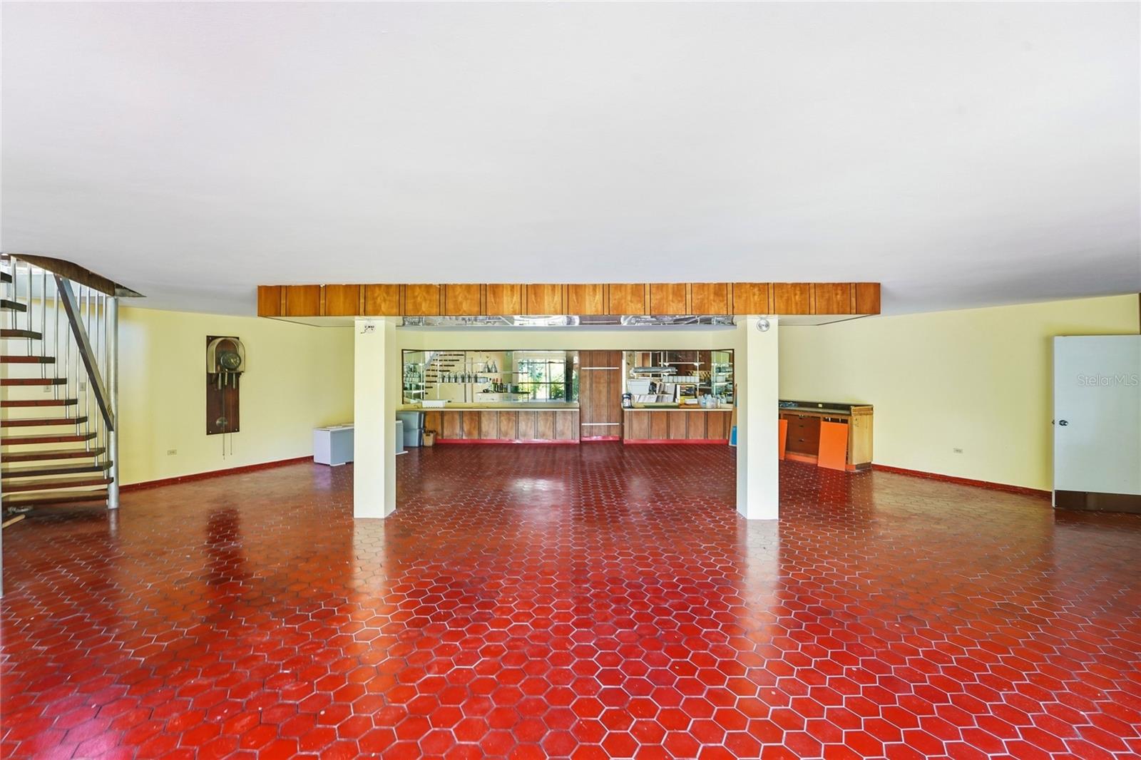 988 Km 1.5 Property Photo 27