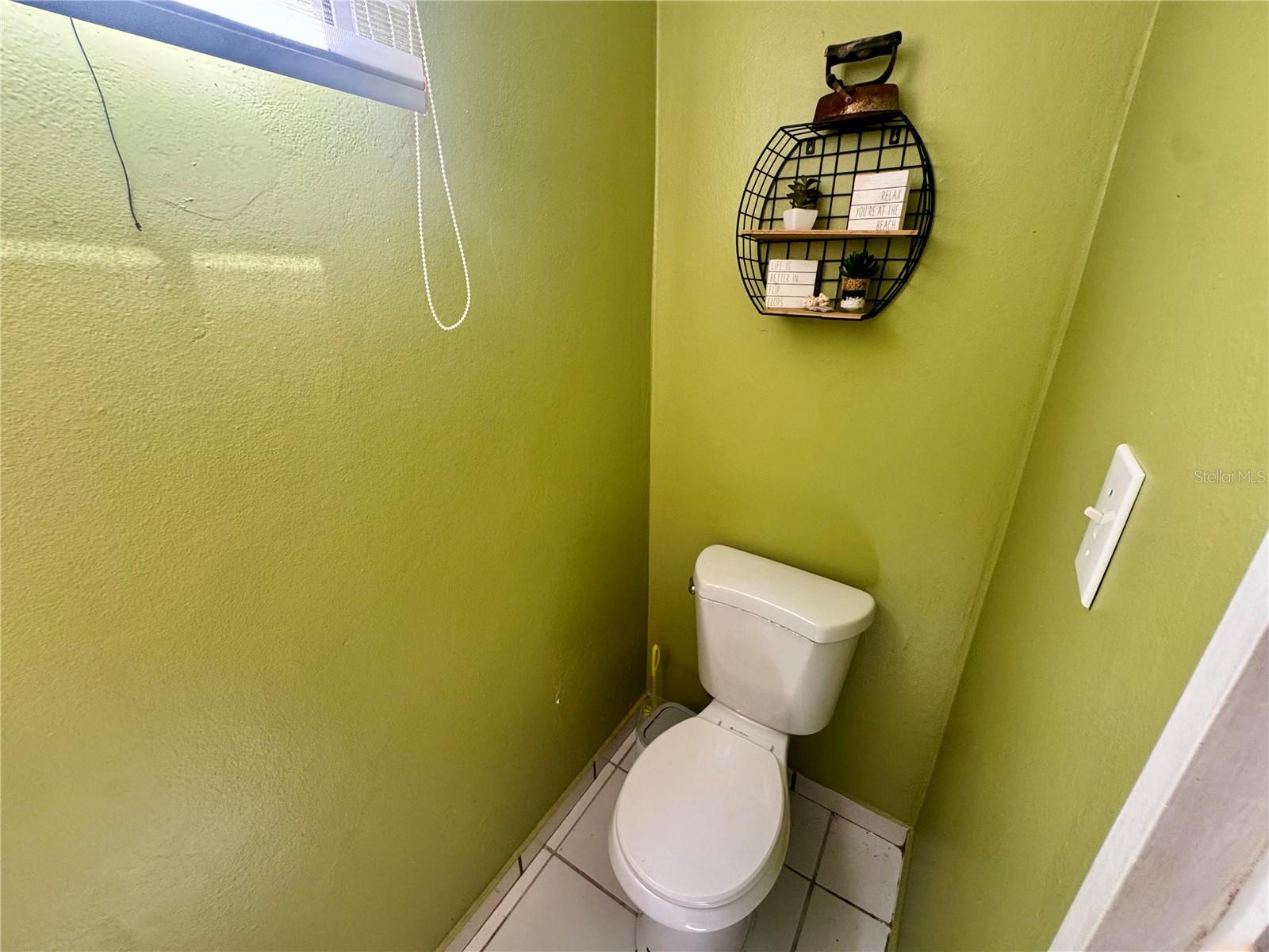 125 Harbour Dr #8 Property Photo 12