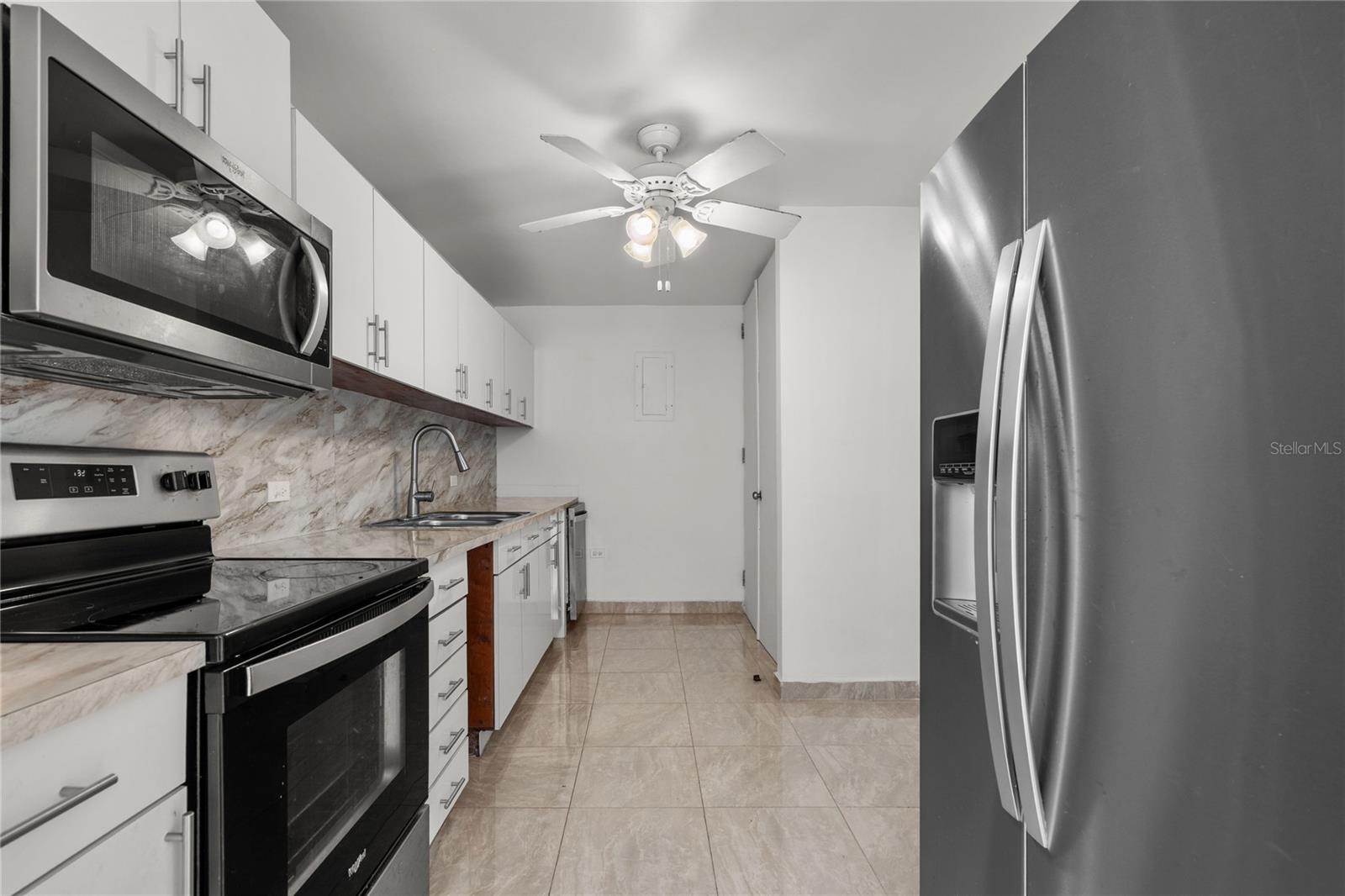2 Washington St #204 Property Photo 11
