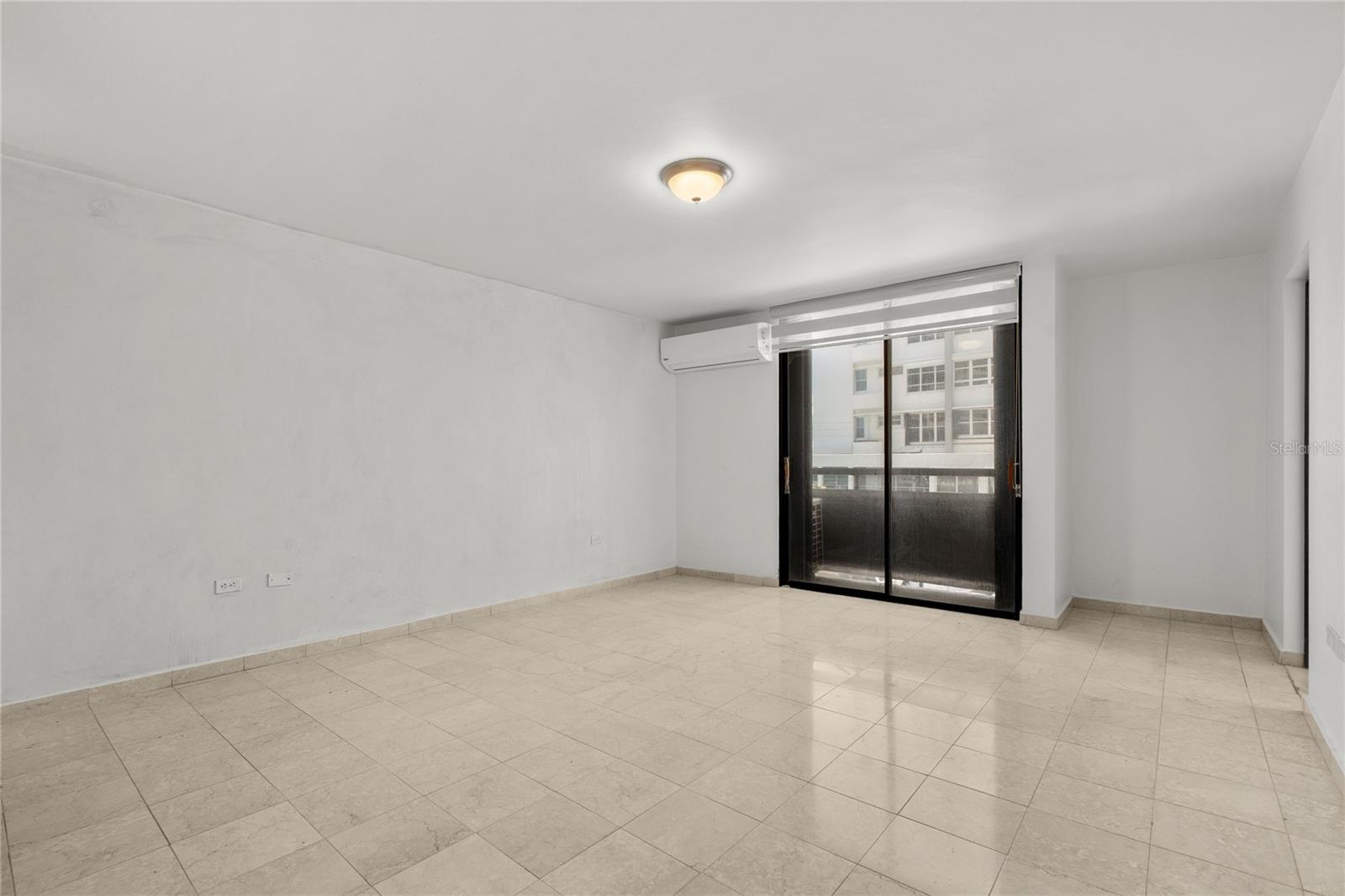 2 Washington St #204 Property Photo 14