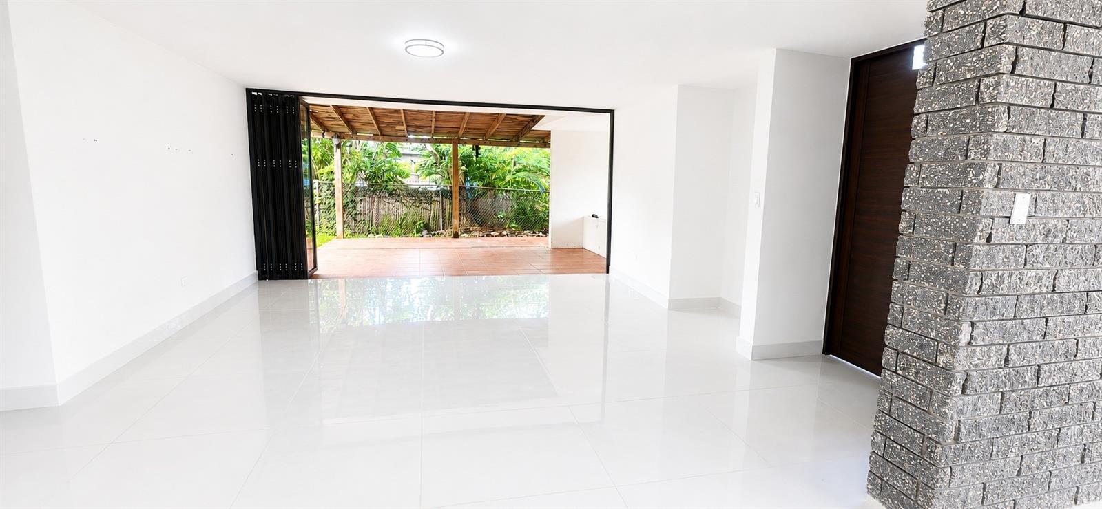 Urb Parkville Ave. Lopategui Property Photo 2