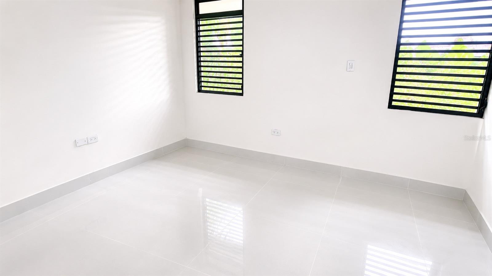 Urb Parkville Ave. Lopategui Property Photo 8