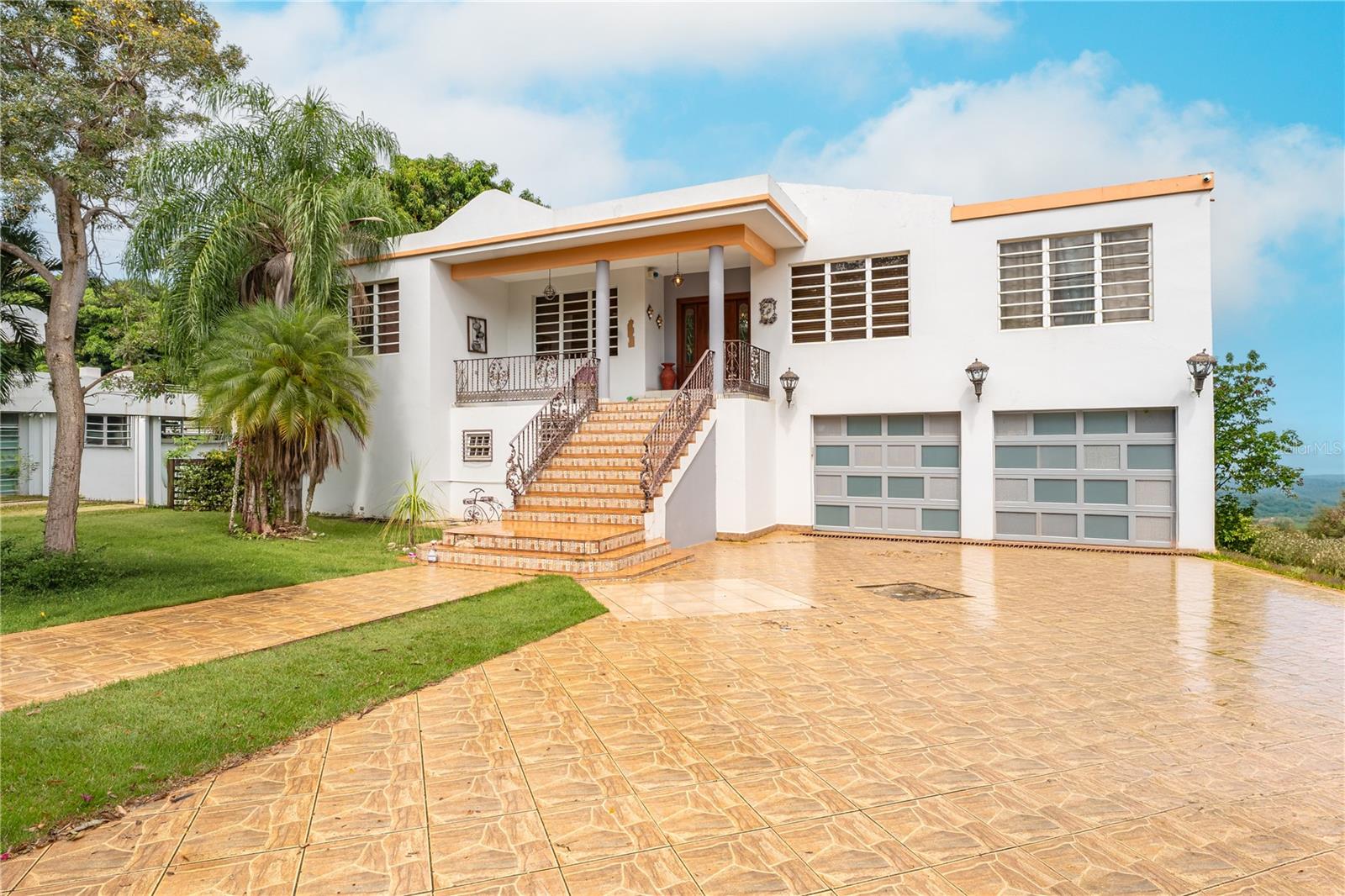 Sr 100 K2h7 Int Guanajibo Plan Bonito St Property Photo 1