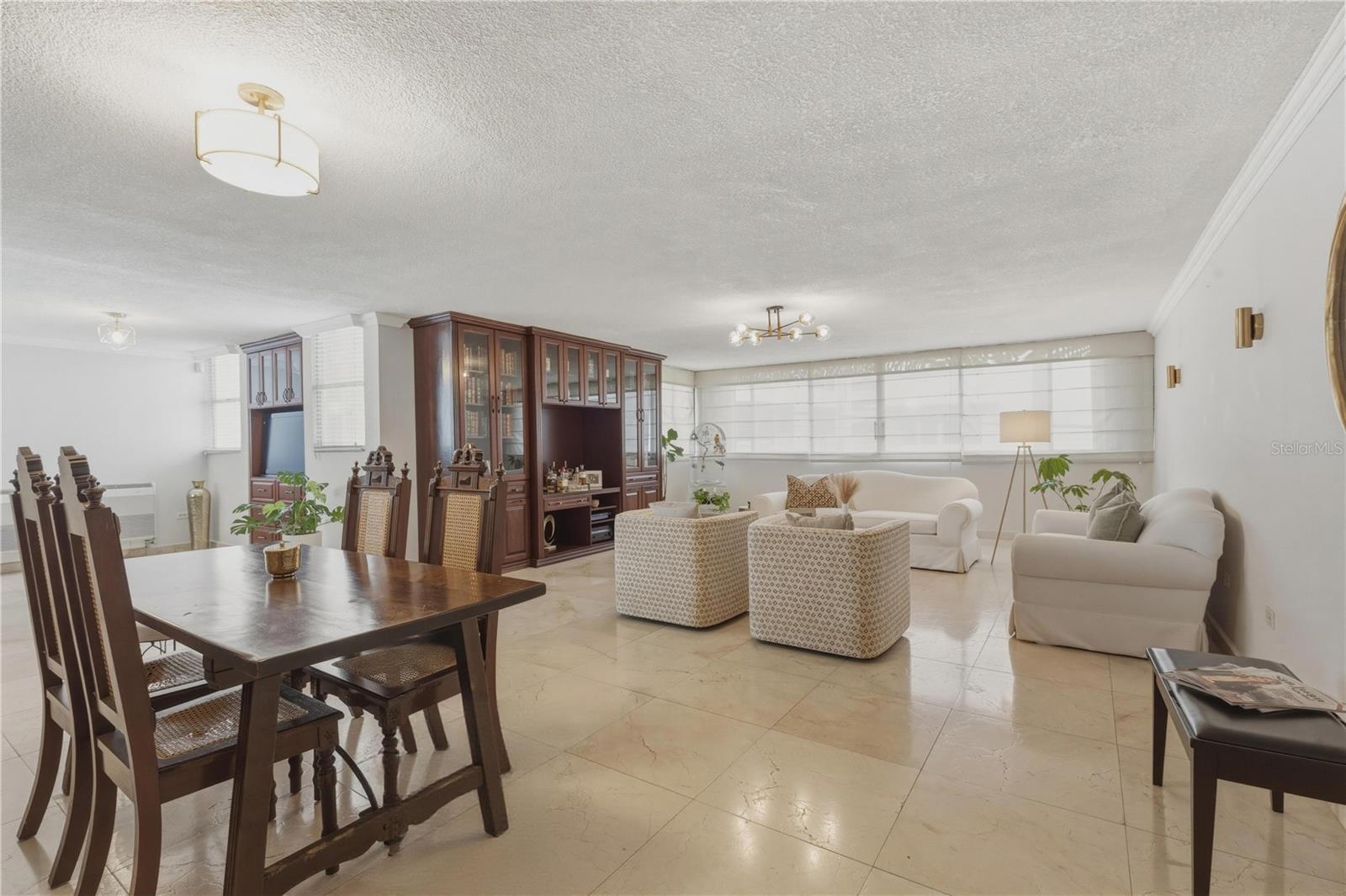 15 CALLE TAFT #202 Property Photo 1